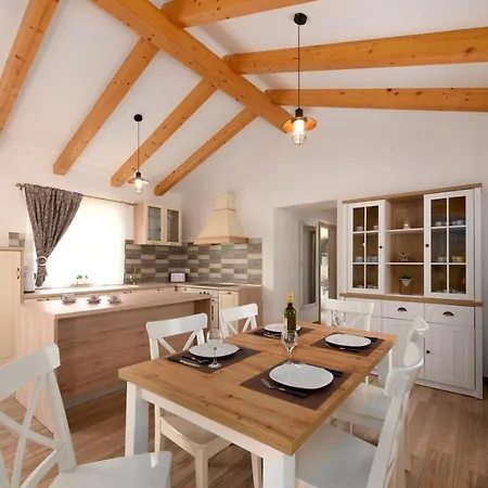 Kuca Za Odmor * Jurdani