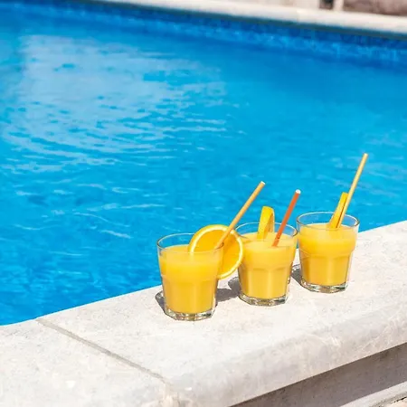 Villa Kuca Za Odmor *